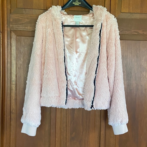 F21 Pink Faux Fur Hooded Jacket w/Black Trim and Satin Lining Medium - Picture 7 of 13